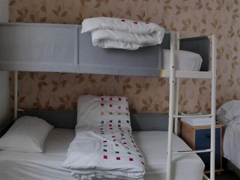 The Highfield Private Hotel Блекпул Екстериор снимка