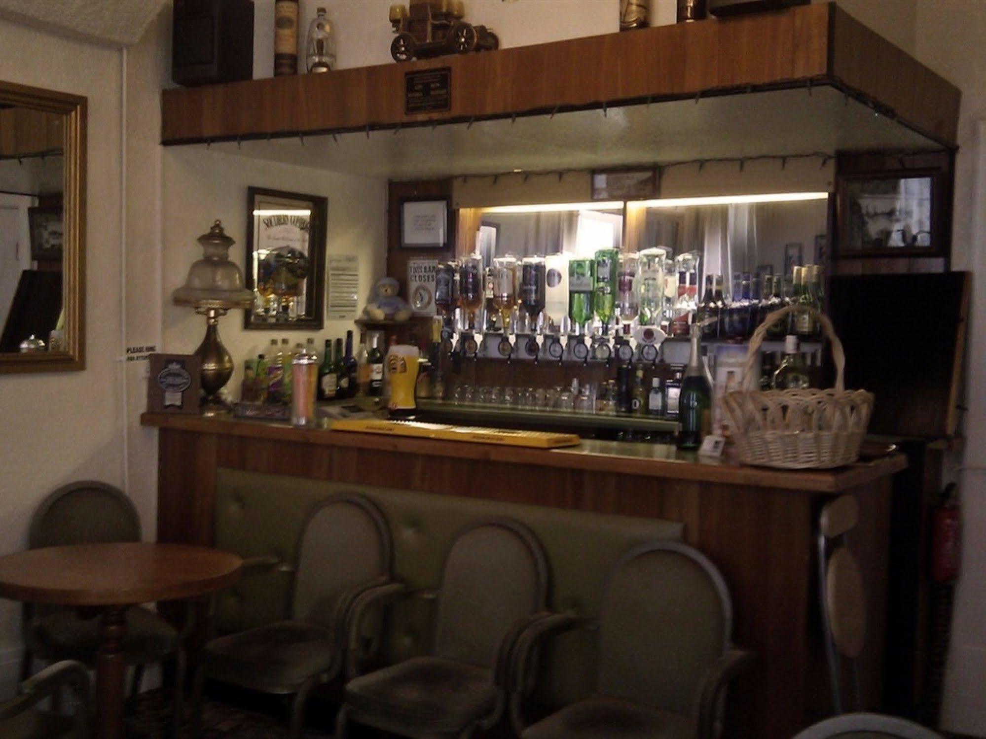 The Highfield Private Hotel Блекпул Екстериор снимка